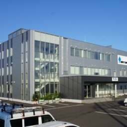 盛岡ガス燃料（株）本社 【ZEB Ready】適合建築物 サムネイル画像